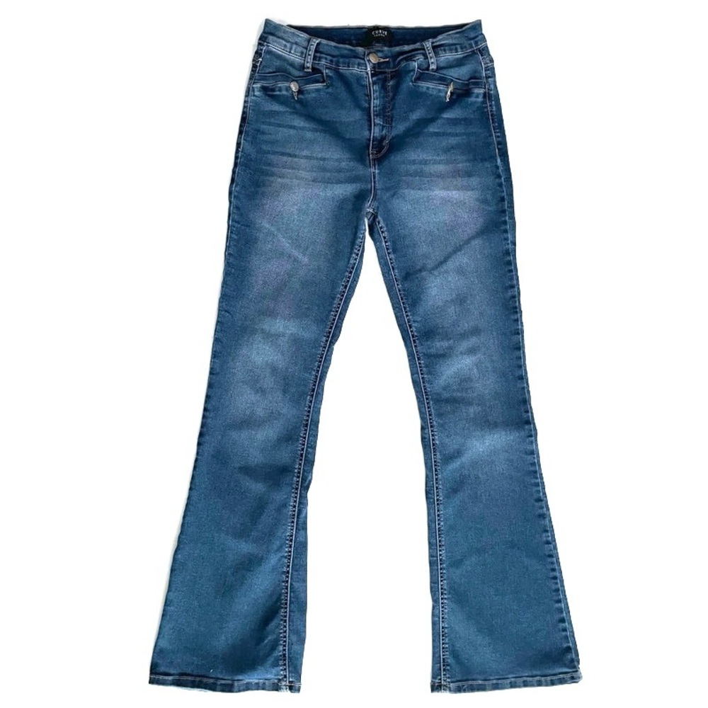 Curve Appeal Bootcut / Flare Jeans – Size 10/30 – Medium Wash – 30” Inseam